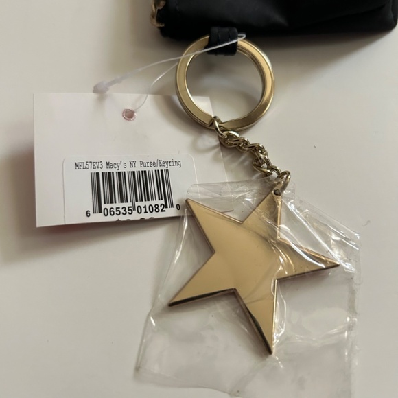 Macy’s Souvenirs: Purse/Keyring NWT, Covered Tin, Shopping Bag - Picture 3 of 14